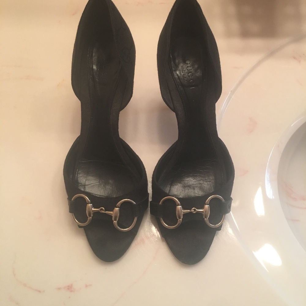 100 % Authentic Gucci shoes